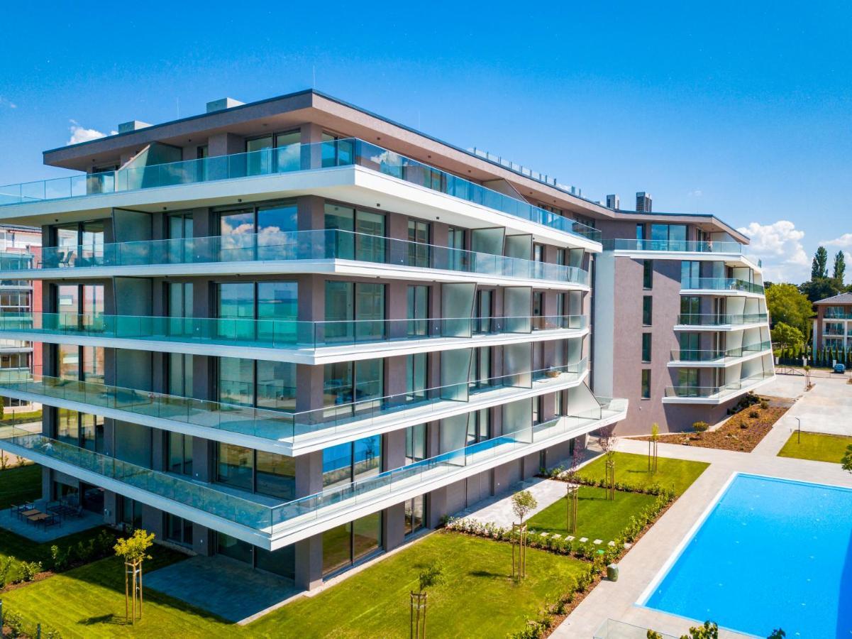 Myflat Coral Premium Suite Siófok Extérieur photo